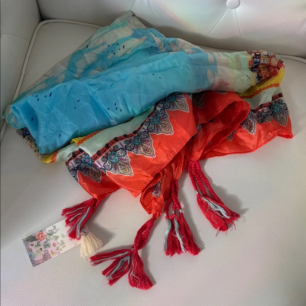 JOHNNY WAS SCARF 💯 SILK Vibrant Floral scarf. Brand New, Measurements: 44" x 44" - Picture 11 of 11